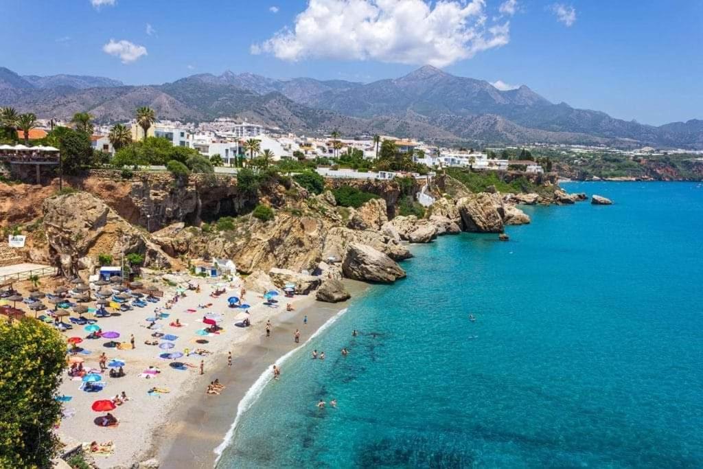 Nerja Centro, Playa Carabeo Lägenhet Exteriör bild